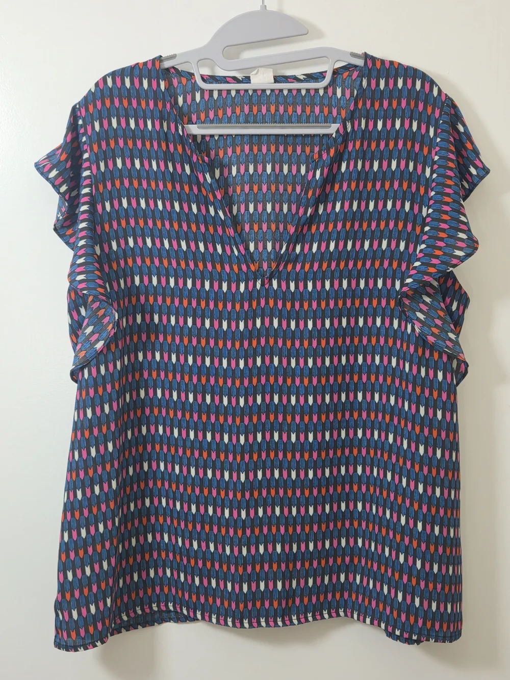 GAP Navy Geometric Flutter Sleeve Top with Pink & Teal Accents - Picture 1 of 2